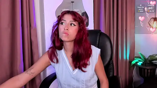 Snapshot of cloe__palmer chatting on 03.20.25 cloe palmer online show from 03.20.25