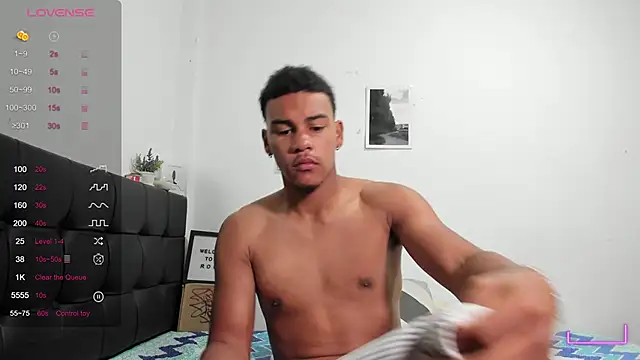 RoddyRich11 online show from 11.21.25