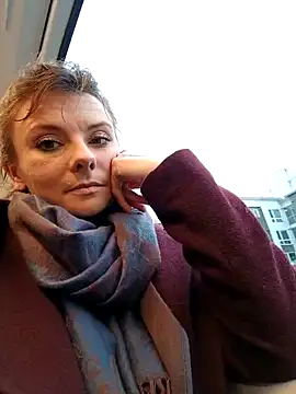 Phoenixmonroe0810 online show from 12.19.24