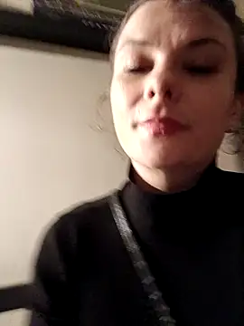 Phoenixmonroe0810 online show from 12.24.24