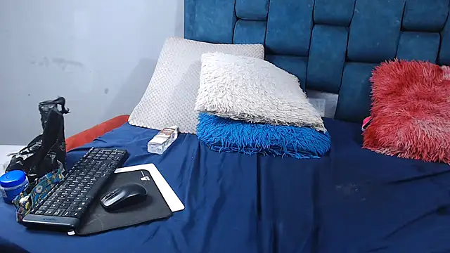 GabySteven online show from 07.18.26