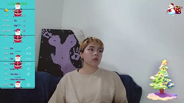 Snapshot of TRIXIE_TANG28 chatting on 12.24.24 TRIXIE TANG28 online show from 12.24.24