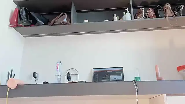 Krismil3 online show from 09.12.25