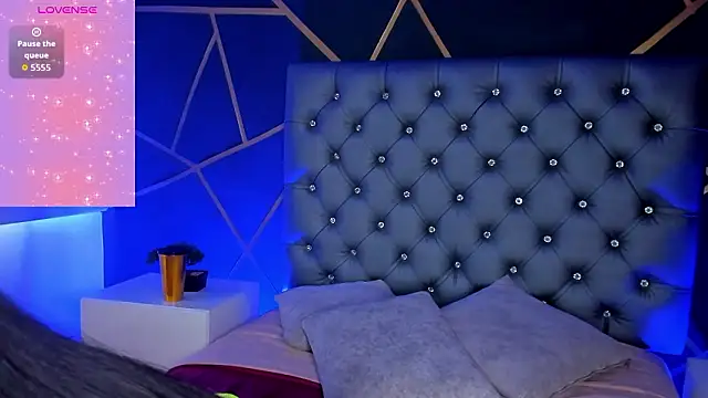 Snapshot of ZoeHarris chatting on 02.03.26 ZoeHarris online show from 02.03.26