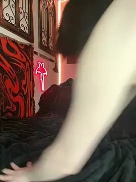 Snapshot of GoddessPinxx chatting on 03.18.26 GoddessPinxx online show from 03.18.26