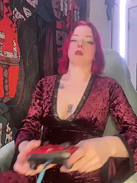 Snapshot of GoddessPinxx chatting on 04.05.26 GoddessPinxx online show from 04.05.26