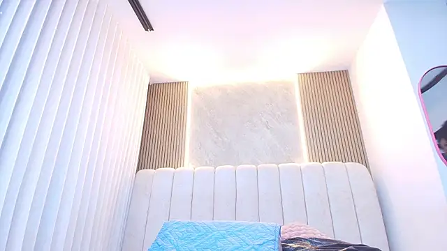 kata hazel online show from 03.30.26