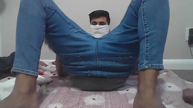 Snapshot of dickontop_24 chatting on 11.24.25 dickontop 24 online show from 11.24.25