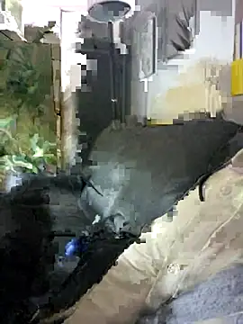 Snapshot of SweetMaddy888 chatting on 12.17.24 SweetMaddy888 online show from 12.17.24