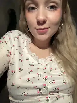 Baby Tiny online show from 01.02.25