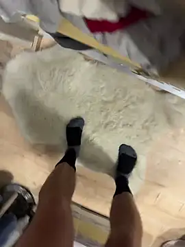 Snapshot of rundum40 chatting on 02.13.25 rundum40 online show from 02.13.25