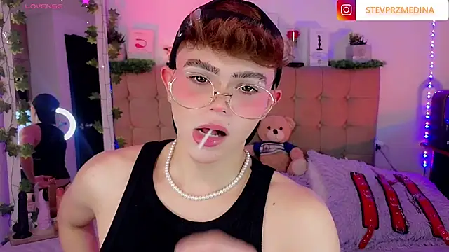 Snapshot of PRINCE_STEV chatting on 02.01.25 PRINCE STEV online show from 02.01.25