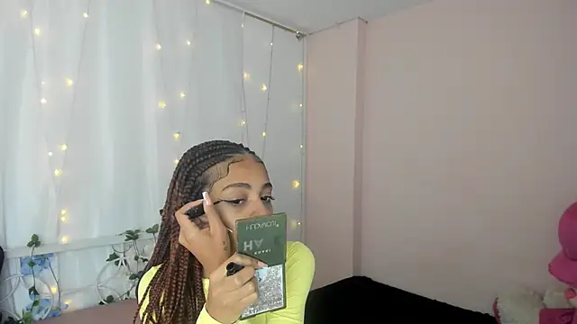 Abigail Wilson  online show from 01.10.25