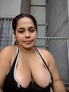 LaurenWelly  online show from 02.20.26