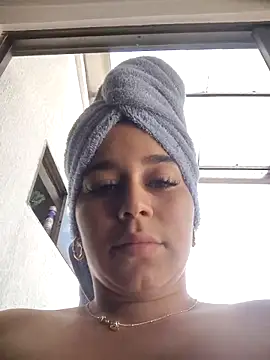 LaurenWelly  online show from 03.07.26