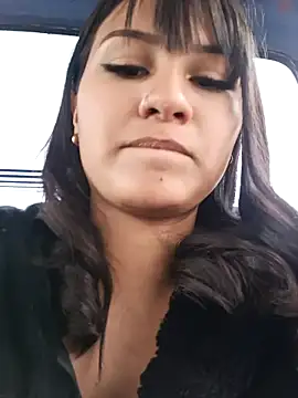 Snapshot of Nicky-7 chatting on 12.28.24 Nicky-7 online show from 12.28.24