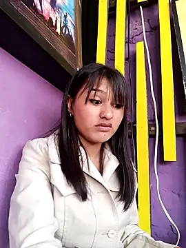 Snapshot of Nicky-7 chatting on 02.28.25 Nicky-7 online show from 02.28.25