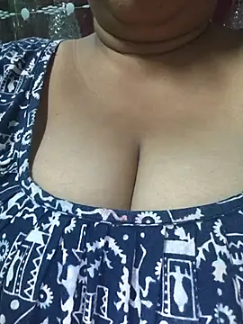 Snapshot of Rinki_Guptaa chatting on 09.25.25 Rinki Guptaa online show from 09.25.25