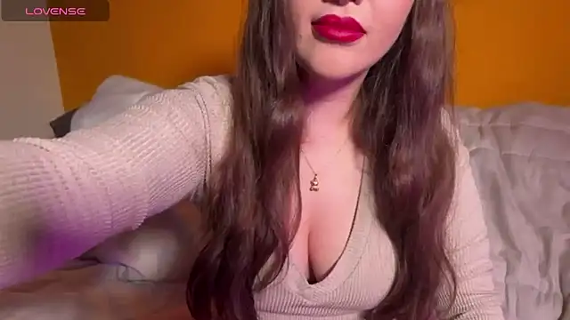 Elinatiranda online show from 04.07.26