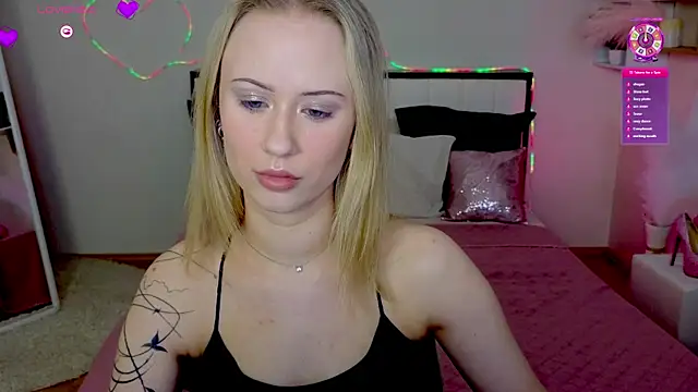 SashaBrooks online show from 04.07.26