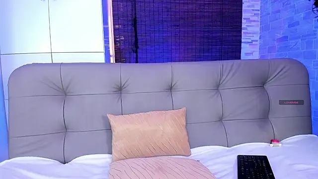 candyy bella online show from 03.02.25