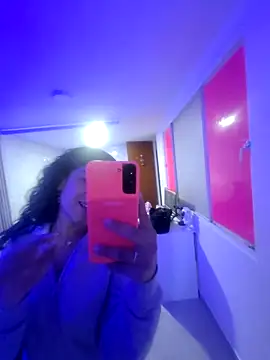 NINA 18 YEARS online show from 11.27.25