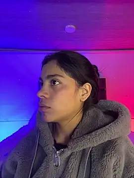 NINA 18 YEARS online show from 01.15.26