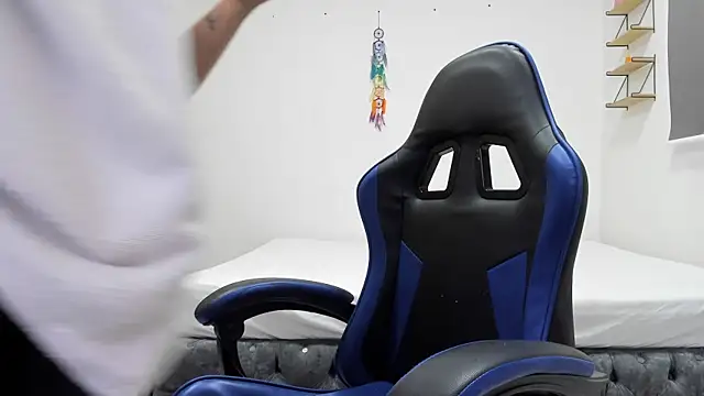 Samanthagax online show from 12.15.25