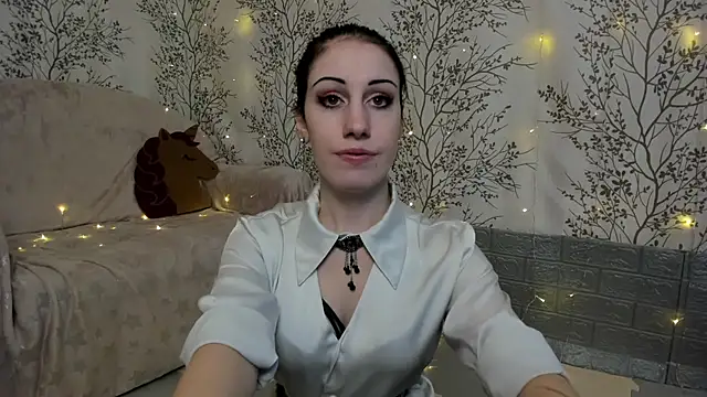 Mary0Lou online show from 12.07.24