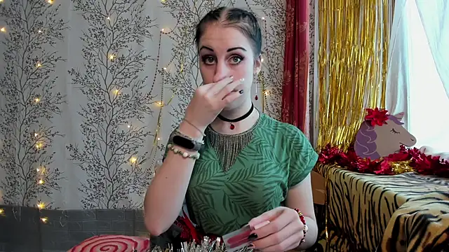 Mary0Lou online show from 12.25.24