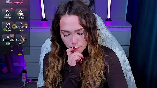 Evia r0se online show from 02.24.26