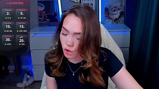 Evia r0se online show from 04.21.26