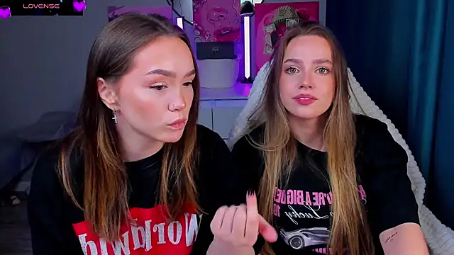 Evia r0se online show from 04.29.26