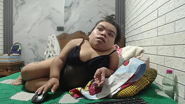 Snapshot of Michelle_Brooks chatting on 02.01.25 Michelle Brooks online show from 02.01.25