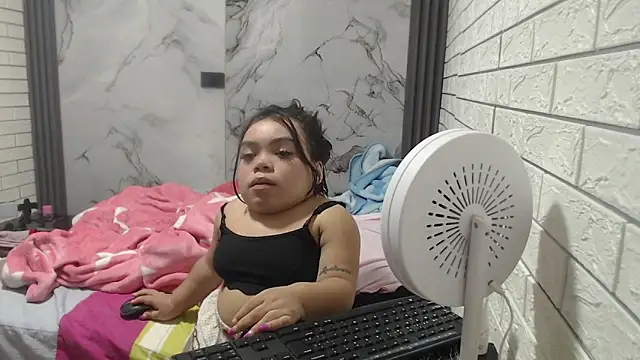 Snapshot of Michelle_Brooks chatting on 03.15.25 Michelle Brooks online show from 03.15.25