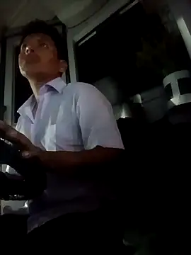 alexchir4 online show from 11.24.25