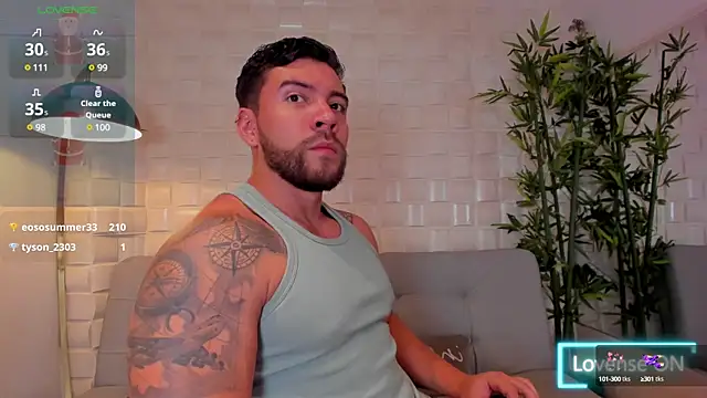 Snapshot of _dreammr1_ chatting on 12.22.24 dreammr1 online show from 12.22.24