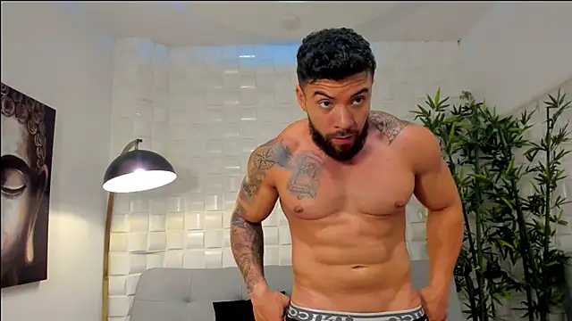 Snapshot of _dreammr1_ chatting on 02.23.25 dreammr1 online show from 02.23.25