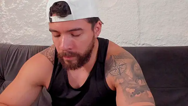 Snapshot of _dreammr1_ chatting on 09.19.25 dreammr1 online show from 09.19.25