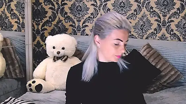 Snapshot of Aly_girl1 chatting on 03.19.25 Aly girl1 online show from 03.19.25