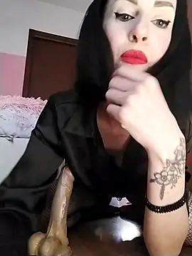 Snapshot of dahlia_82 chatting on 05.18.26 dahlia 82 online show from 05.18.26