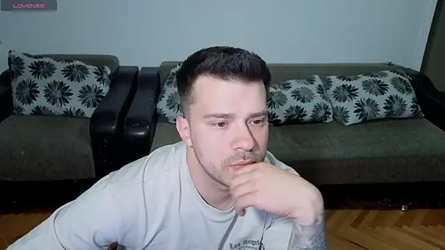 JohnnyStepBro online show from 04.29.26