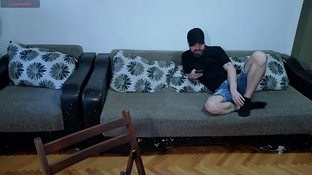 Snapshot of JohnnyStepBro chatting on 06.18.26 JohnnyStepBro online show from 06.18.26