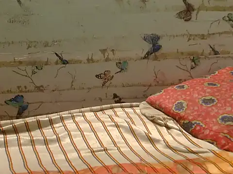 Snapshot of chocolatebabtamill chatting on 10.25.25 chocolatebabtamill online show from 10.25.25