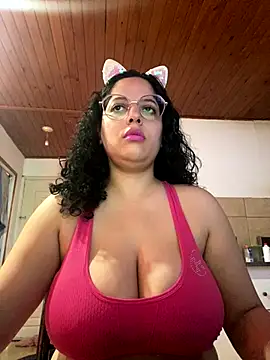 Snapshot of babyluna939 chatting on 11.05.25 babyluna939 online show from 11.05.25