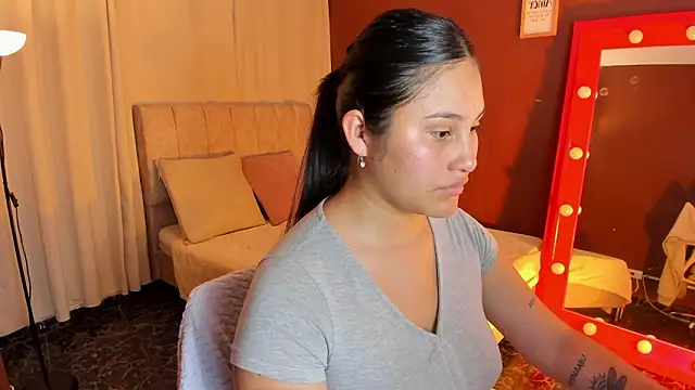 Little Ivy online show from 03.07.26