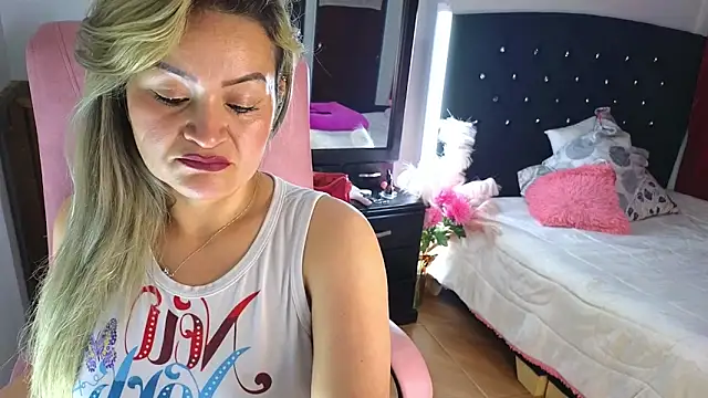 scarletteowens online show from 02.06.26