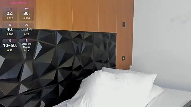 Wendy Marchall online show from 01.10.26