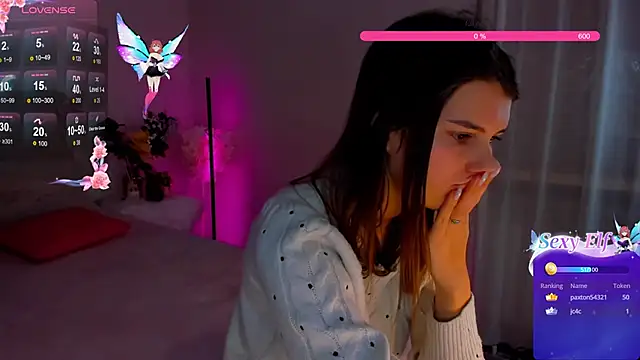 Laura Leee online show from 01.06.25