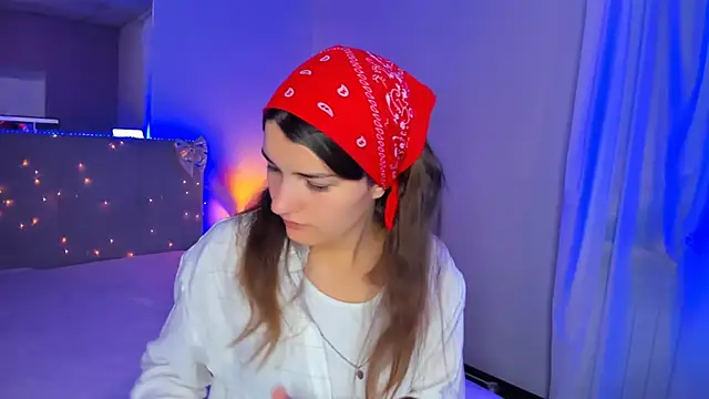 Laura Leee online show from 06.03.26